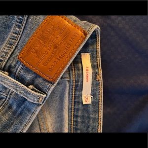 Levi’s Skinny Jeans